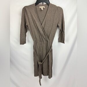 Banana Republic XS Long Sleeve Deep Plunge V-neck Sweater Dress Tie Grey